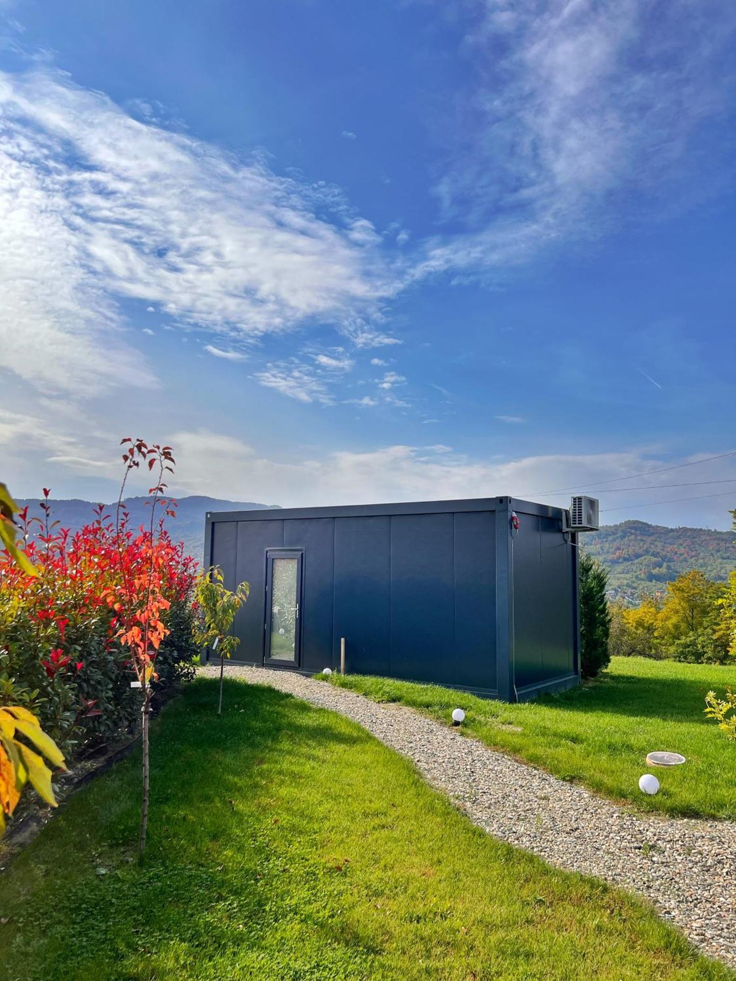 Flandra Glamping Hotell Corbeni Exteriör bild