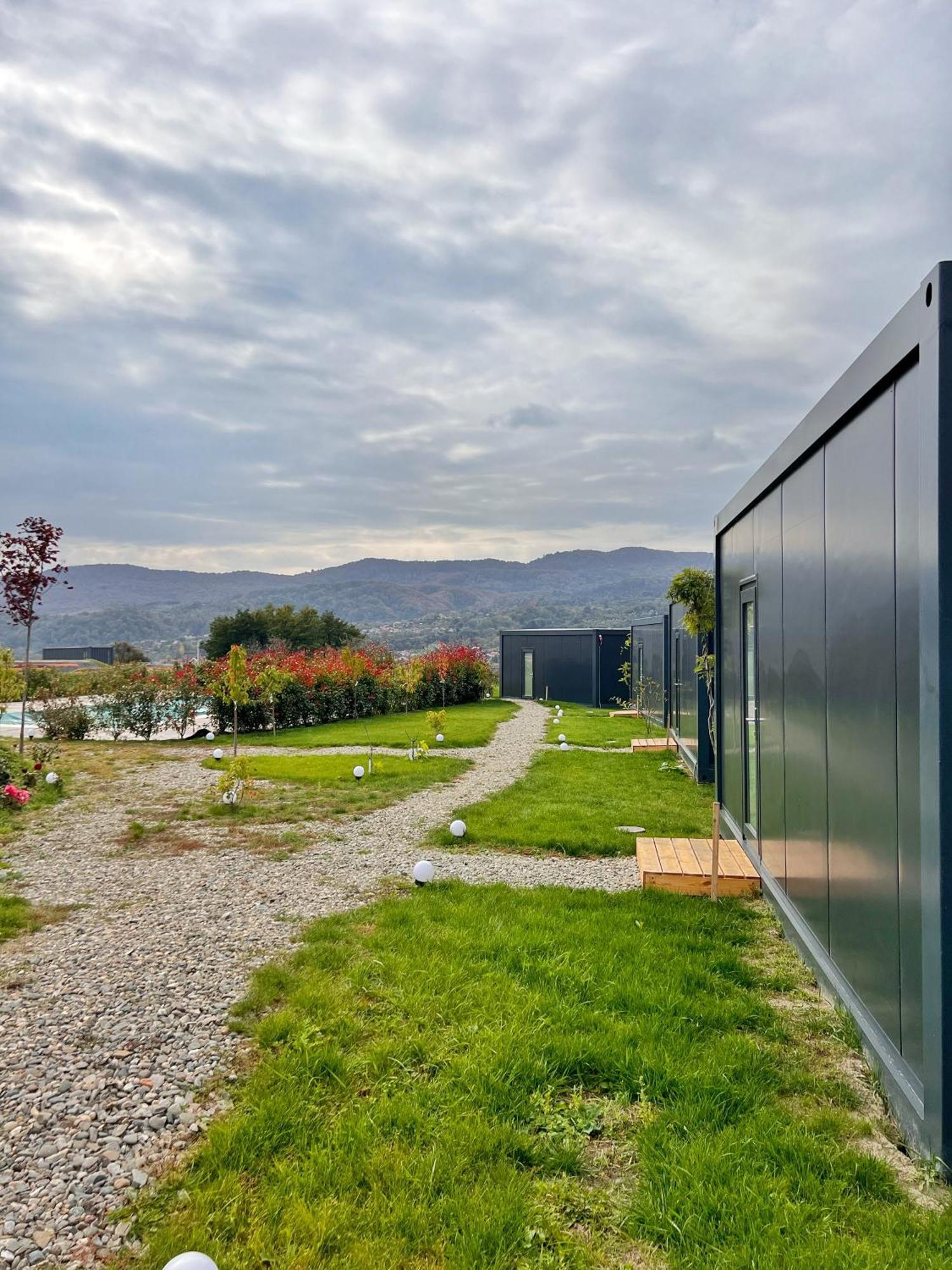 Flandra Glamping Hotell Corbeni Exteriör bild